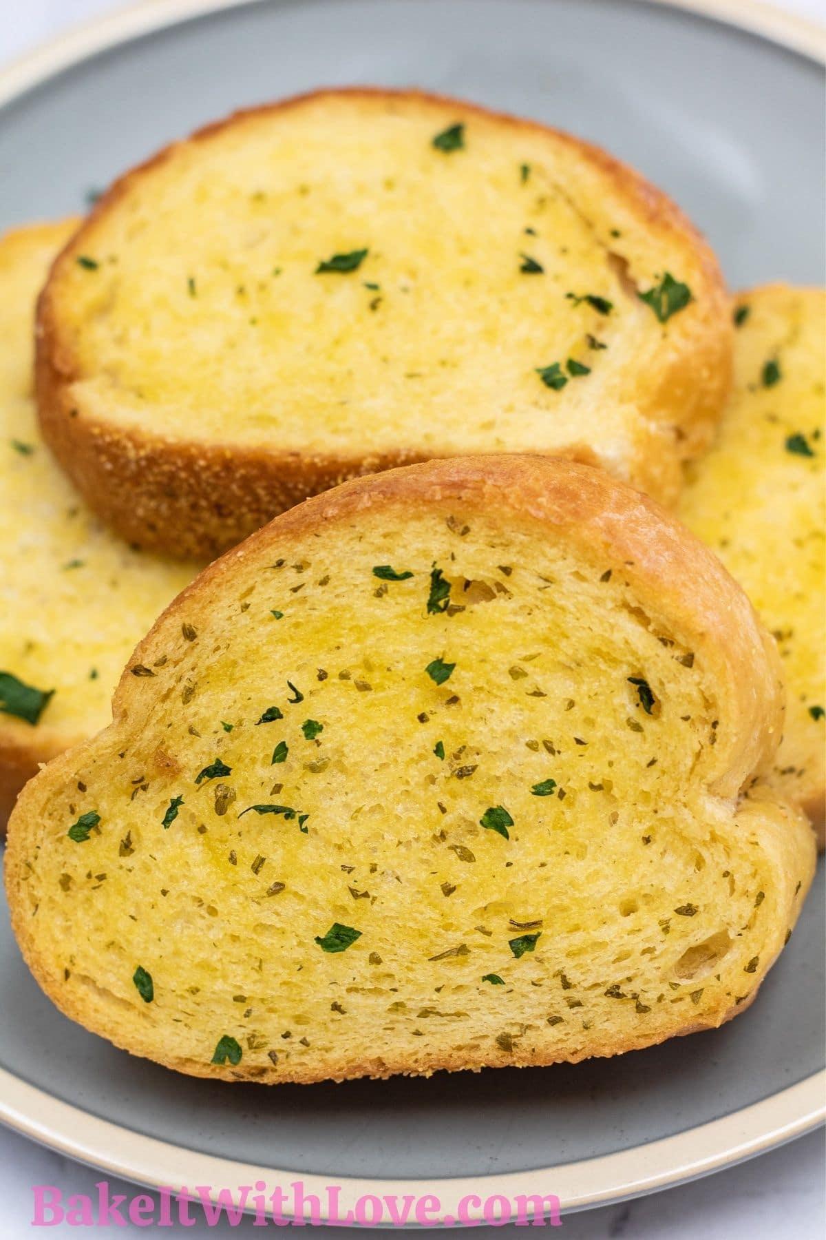 Texas Toast (of any variety) was made for cooking in the air fryer!