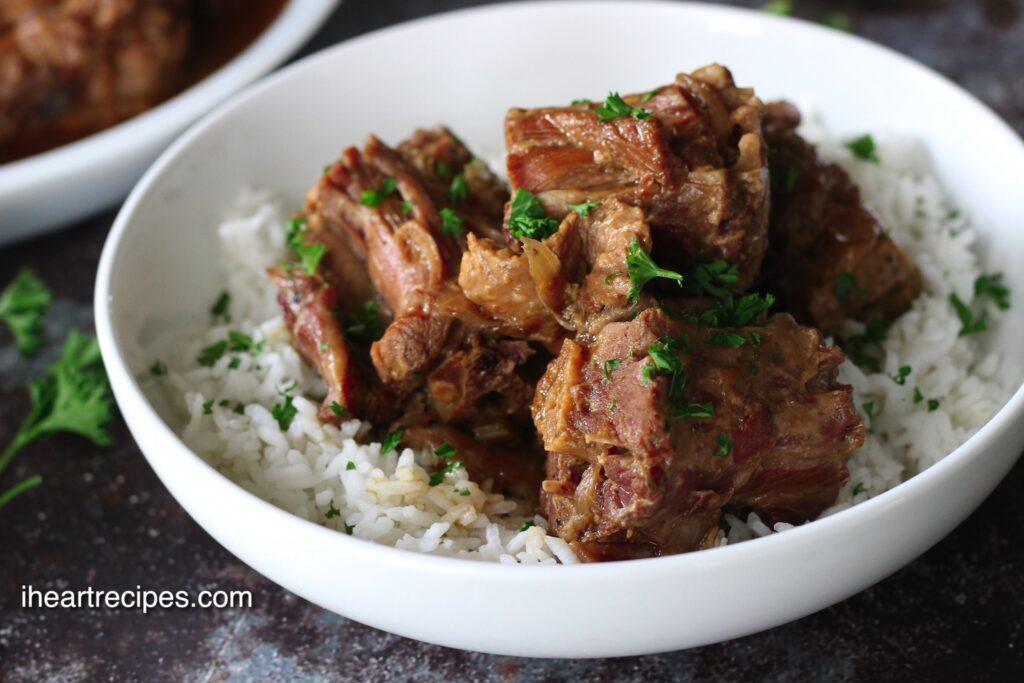 tender smothered turkey necks cooked to perfection in a pressure cooker