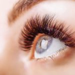 Spiritual Meaning of Eyelashes Falling Out – An Unforeseen Event