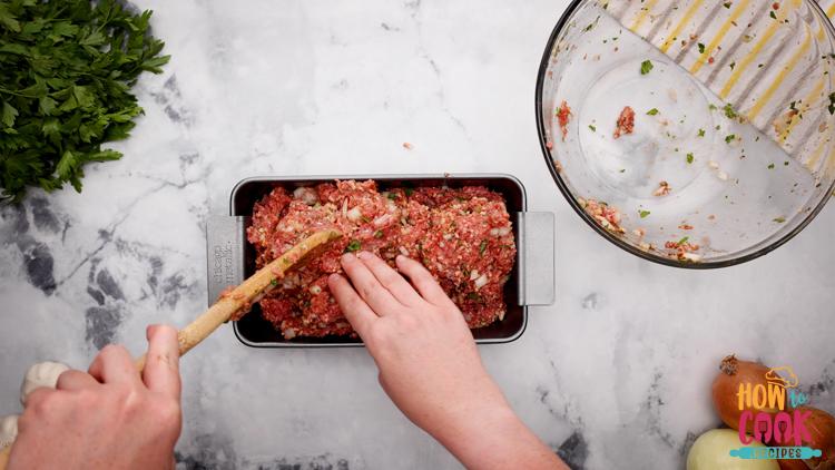 How to make meatloaf