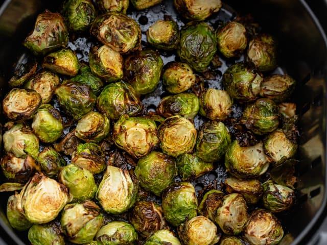 The air-fried sprouts in the basket