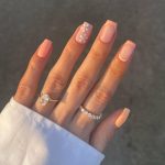 50+ Floral Nails Perfect For A Spring Mani!